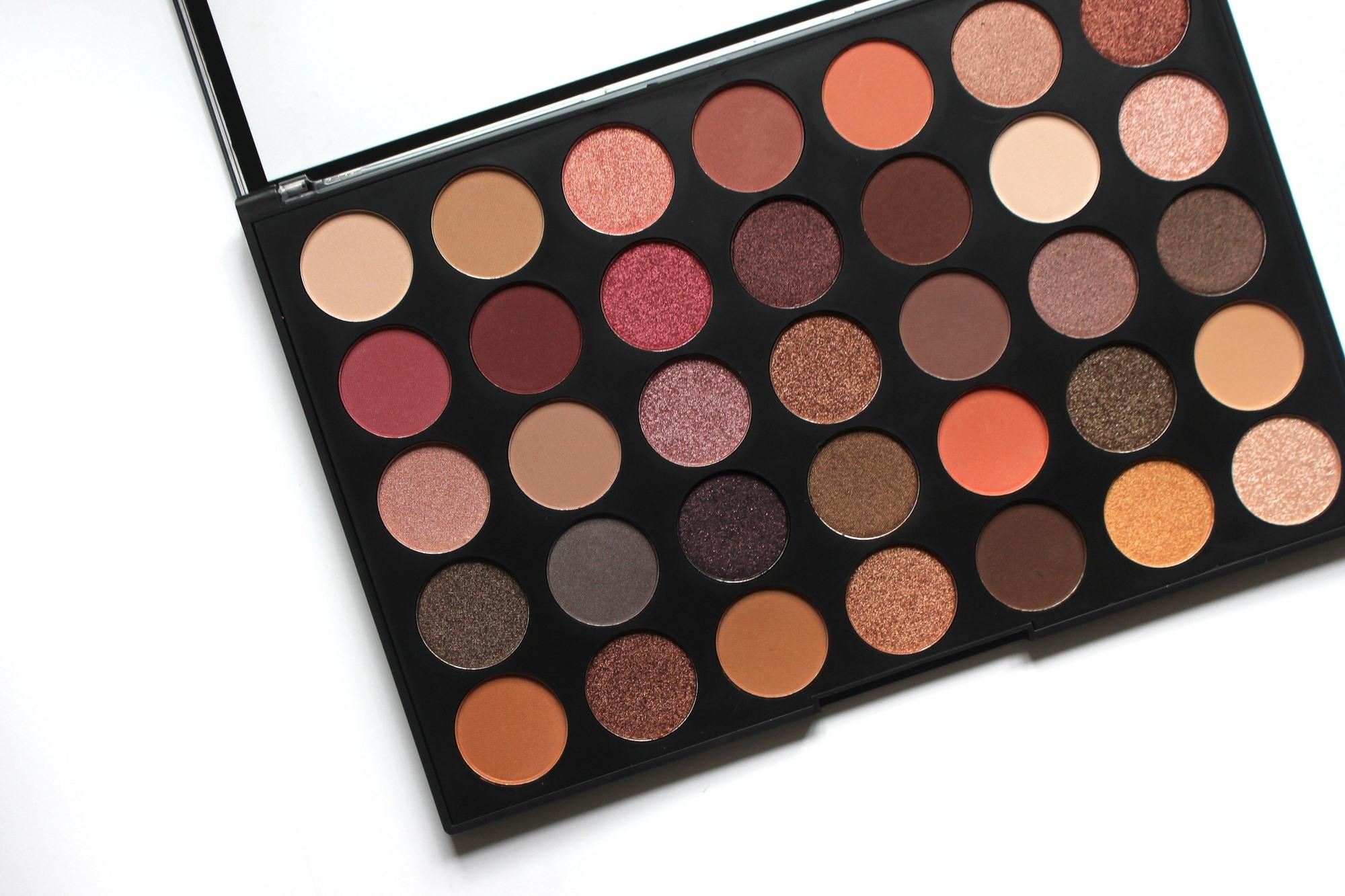 Technic 35 Shades Pressed Pigments Eyeshadow Palette - Paris